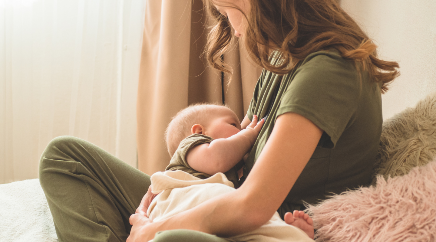 Guide to Plus Size Breastfeeding [+6 Things You Need]