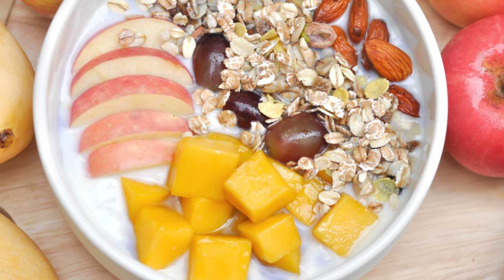 Fruit and Oats in Yogurt Bowl